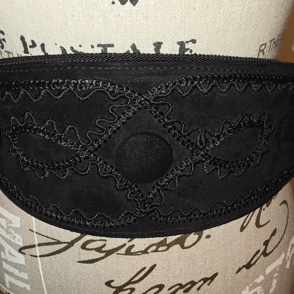 RJ Graziano Vintage 1987 Black Suede Wide Waist Belt Saks Fifth Avenue NWT 9218